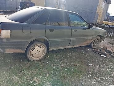 аудио касета: Audi 80: 1988 г., 1.8 л, Механика, Бензин, Хэтчбэк — 2