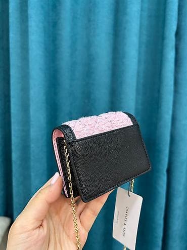 mark jakobs: Мини-сумочка Charles&Keith
Оригинал 🇺🇸 — 9