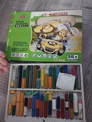 просто так: Отдам даром простые карандаши и мелки.
6 микрорайон 25 дом — 2