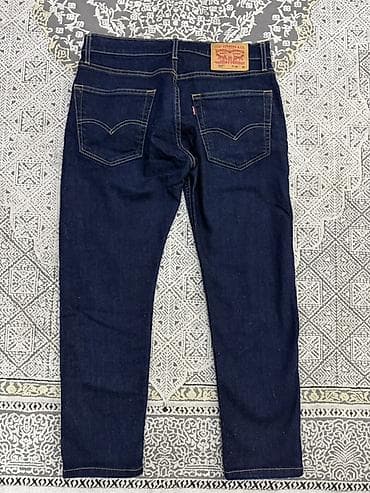 джинсы голубые: Мужские джинсы Levi’s 501, классический тёмно‑синий индиго. - Прямой — 2