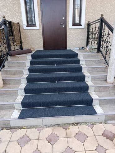 шкаф и комод с зеркалом: Искусственная трава и напольные покрытия в размеры 0.80см — 8