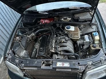 Продажа авто: Audi A4: 1995 г., 1.8 л, Механика, Бензин, Седан — 9