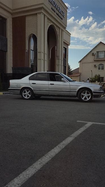 ручка е34: BMW 5 series: 1991 г., 2 л, Механика, Бензин, Седан — 4