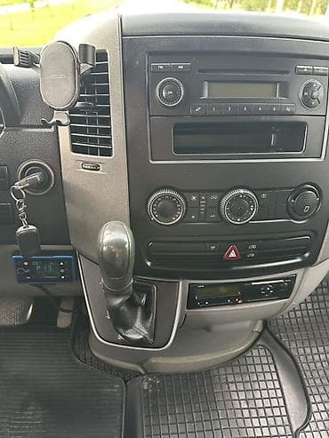 равон 3: Mercedes-Benz Спринтер: 2009 г., 3 л, Автомат, Дизель, Фургон — 6