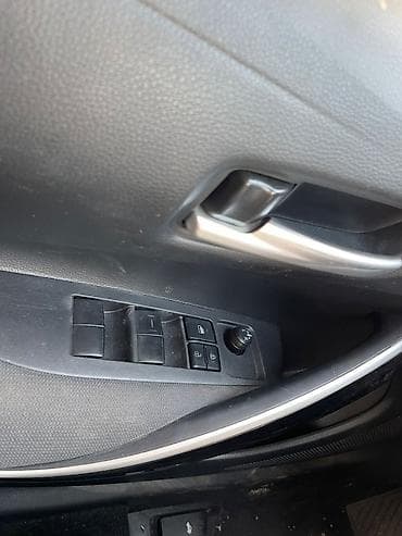 corolla e150: Toyota Corolla: 2021 г., 1.8 л, Вариатор, Гибрид, Седан — 8