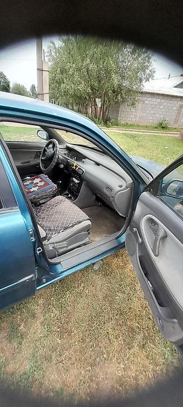 golf 3 variant: Mazda 626: 1992 г., Механика, Газ, Седан — 5