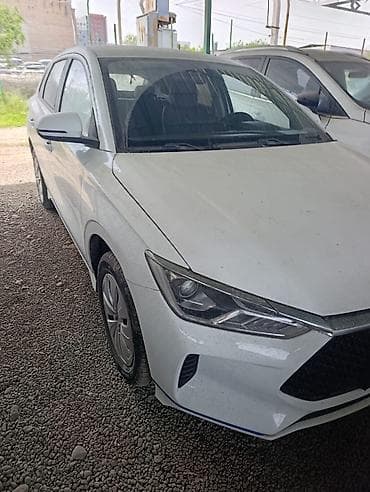 BYD: BYD E2: 2021 г., 0.1 л, Робот, Электромобиль, Хэтчбэк — 6