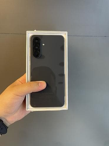 s 21: Samsung Galaxy A56 5G, Новый, 256 ГБ, цвет - Серебристый, 2 SIM — 5