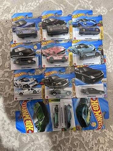 хинди: Хотвилс,Набор коллекционных машинок Hot Wheels (в блистерах) Состав — 1