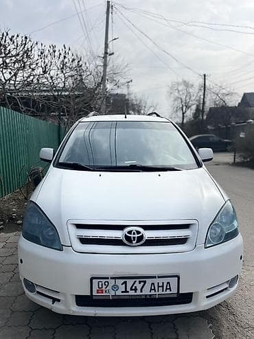 toyota ipsum 1999: Toyota Avensis Verso: 2002 г., 2 л, Автомат, Бензин, Минивэн — 2
