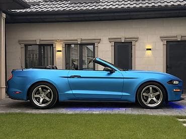 авта: Ford Mustang: 2019 г., 2.3 л, Автомат, Бензин, Кабриолет — 2