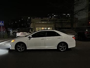Транспорт: Toyota Camry: 2012 г., 2.5 л, Автомат, Бензин, Седан — 5