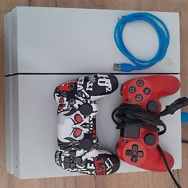 iphone 17 pro max: Продаю PlayStation 4 FAT 500 GB (светло-белый цвет). В комплекте: — 2 — 2