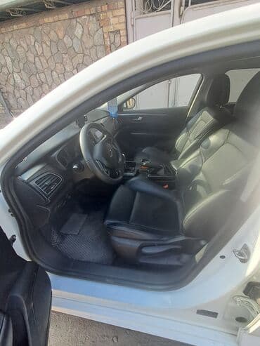 продажа эндуро мотоциклов: Asia : 2018 г., 2 л, Автомат, Газ, Седан — 4