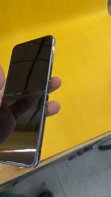 samsung note 8: Samsung Galaxy Z Flip 5, Б/у, 512 ГБ, 1 SIM, eSIM — 5