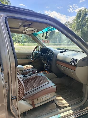 Продажа авто: Infiniti QX4: 2001 г., 3.5 л, Автомат, Газ, Универсал — 8