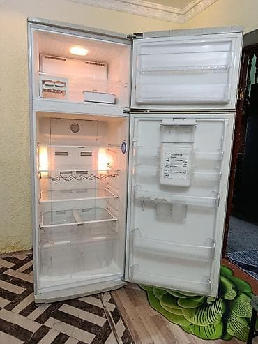 беко: Холодильник Beko, Б/у, Двухкамерный, No frost, 70 * 195 * 65 — 9
