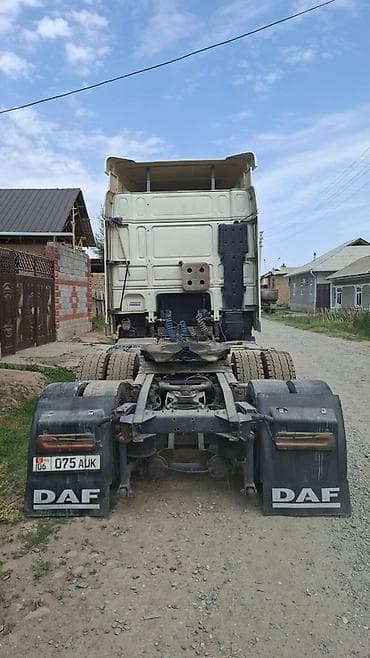 мата секыл: Сүйрөгүч, DAF, Тенттелген — 2