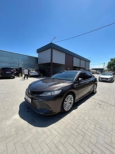 camry 5: Toyota Camry: 2018 г., 2.5 л, Автомат, Гибрид, Седан — 1