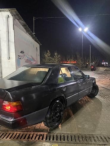 мерседес бенц 230: Mercedes-Benz W124: 1992 г., 2.3 л, Ручные, Бензин, Седан — 3