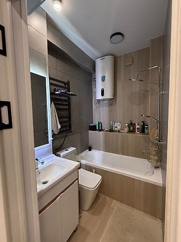 3кв сдаю: 3 комнаты, 60 м² — 3