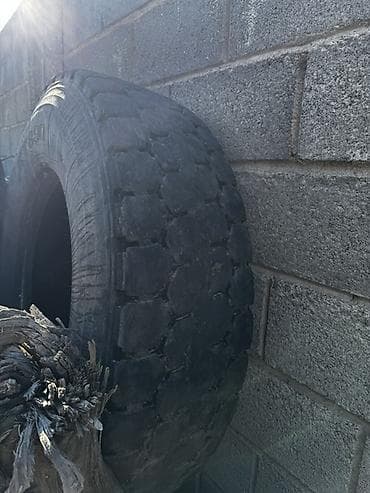 технические резина: Комплект грузовых шин для спецтехники/самосвалов - Тип: цельные — 3