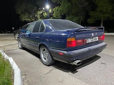 диска сатылат: BMW 5 series: 1992 г., 2 л, Кол менен иштөөчү, Бензин, Седан — 4