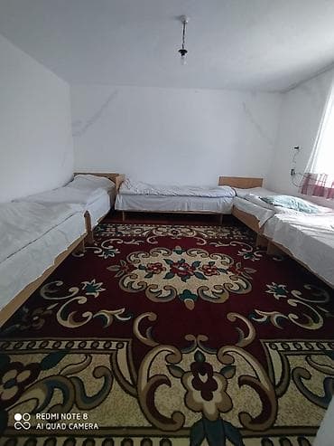 sky hotel: Сдам комнату/небольшое жилье с простой меблировкой. - Планировка — 2