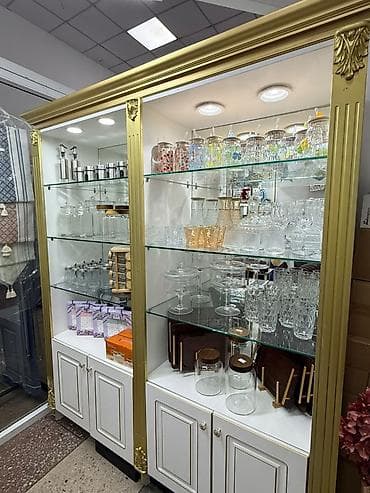 зеркало со шкафчиком: Стеллаж Для посуды, С ящиками, 200 см * 100 см * 35 см, 
Б/у — 3