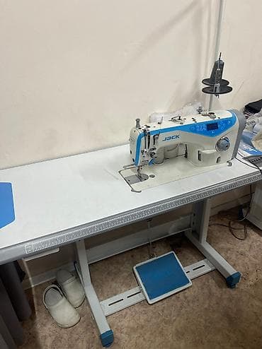 Оборудование для швейных цехов: Продаю швейную машинку Jack 4 Автомат,оверлок 5 нитка,под масло — 1