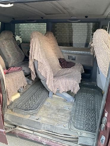 Mercedes-Benz Vito: 1999 г., 2.3 л, Механика, Бензин, Минивэн — 7