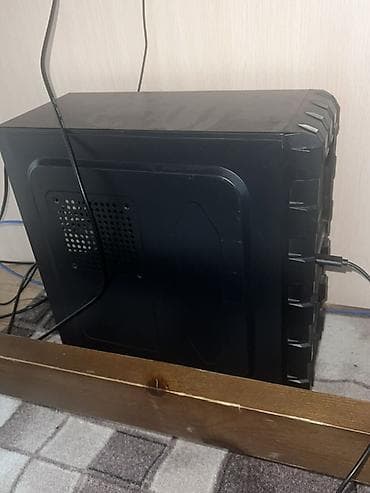 Компьютер, ядер - 4, ОЗУ 16 ГБ, Игровой, Intel Xeon, HDD