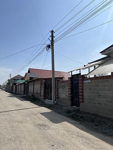 продажа домов в джалал абаде: Продаётся уютный дом 🏡 📍 Тихий, живописный район ▪️ 111 м², участок 5 — 2