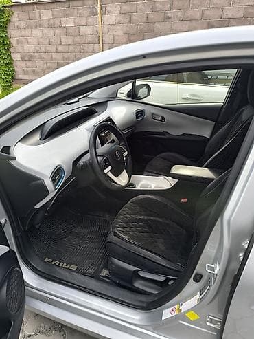 highlander 2012: Toyota Prius: 2016 г., 1.8 л, Автомат, Гибрид, Лифтбек — 6