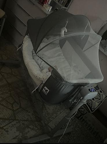 список вещей в 4 роддом бишкек: Манеж-кровать, Б/у, Раскладной, Другой материал — 3