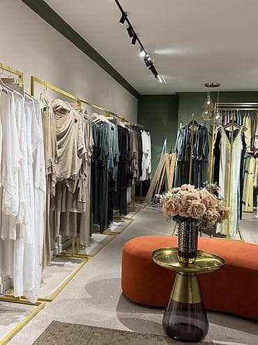 швейный мастер: Кронштейн, 70 м², С ремонтом, Действующий, С оборудованием — 2