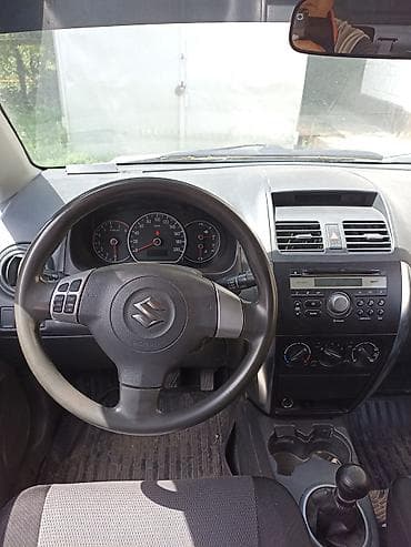 Suzuki SX4: 2009 г., 1.6 л, Механика, Бензин