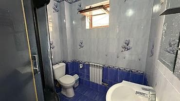 дом ыссык куле: 175 м², 6 бөлмө, Жылытылган, Жылуу пол, Брондолгон эшиктер — 3