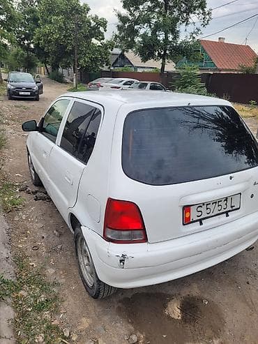 Продажа авто: Honda Logo: 2000 г., 1.3 л, Автомат, Бензин, Хэтчбэк — 3