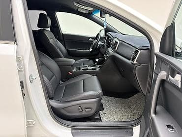 golf variant: Kia Sportage: 2019 г., 2 л, Дизель, Кроссовер — 9