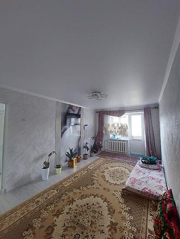 4 комнаты: 2 комнаты, 46 м², 4 этаж, Евроремонт — 3