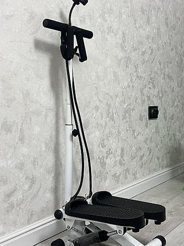 кет: Мини-степпер с поручнем и эспандерами - Компактный домашний — 2