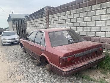mini kooper: Nissan Bluebird: 1989 г., Седан — 1