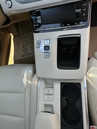 приму в дар автомобиль: Hyundai Grandeur: 2021 г., 2.4 л, Автомат, Гибрид, Седан — 9
