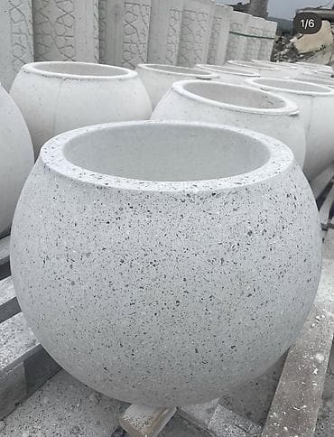 үй гүлдөрү: Вазоны и уличная мебель из композитного мрамора Описание: - — 6