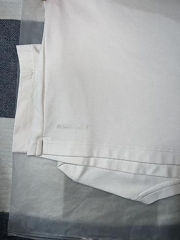 зиппо: Белая футболка Li-Ning - Бренд: Li-Ning - Надпись спереди: “Anything — 2