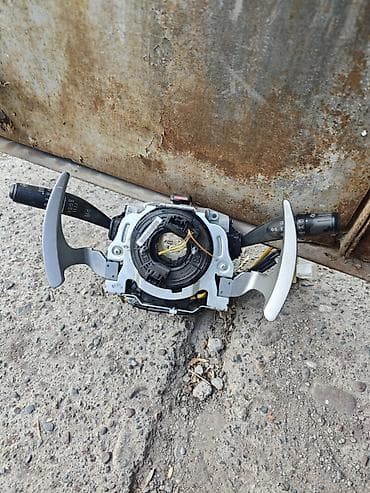 гитара julia: В продаже гитара, под рулевой шлейф, лепестки с Легаси/Аутбэк 2006г — 1