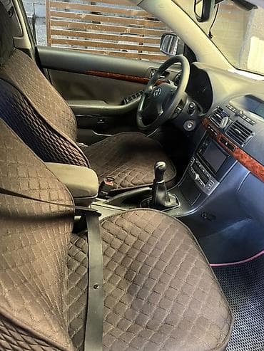 lada 2105: Toyota Avensis: 2004 г., 2 л, Ручные, Бензин, Седан — 6