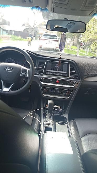 sanat: Hyundai Sonata: 2018 г., 2 л, Автомат, Бензин, Седан — 5