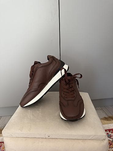 кросовки с роликами: Цену разные размеры с 39-40,5 Кроссовки повседневные/лайфстайл - — 6